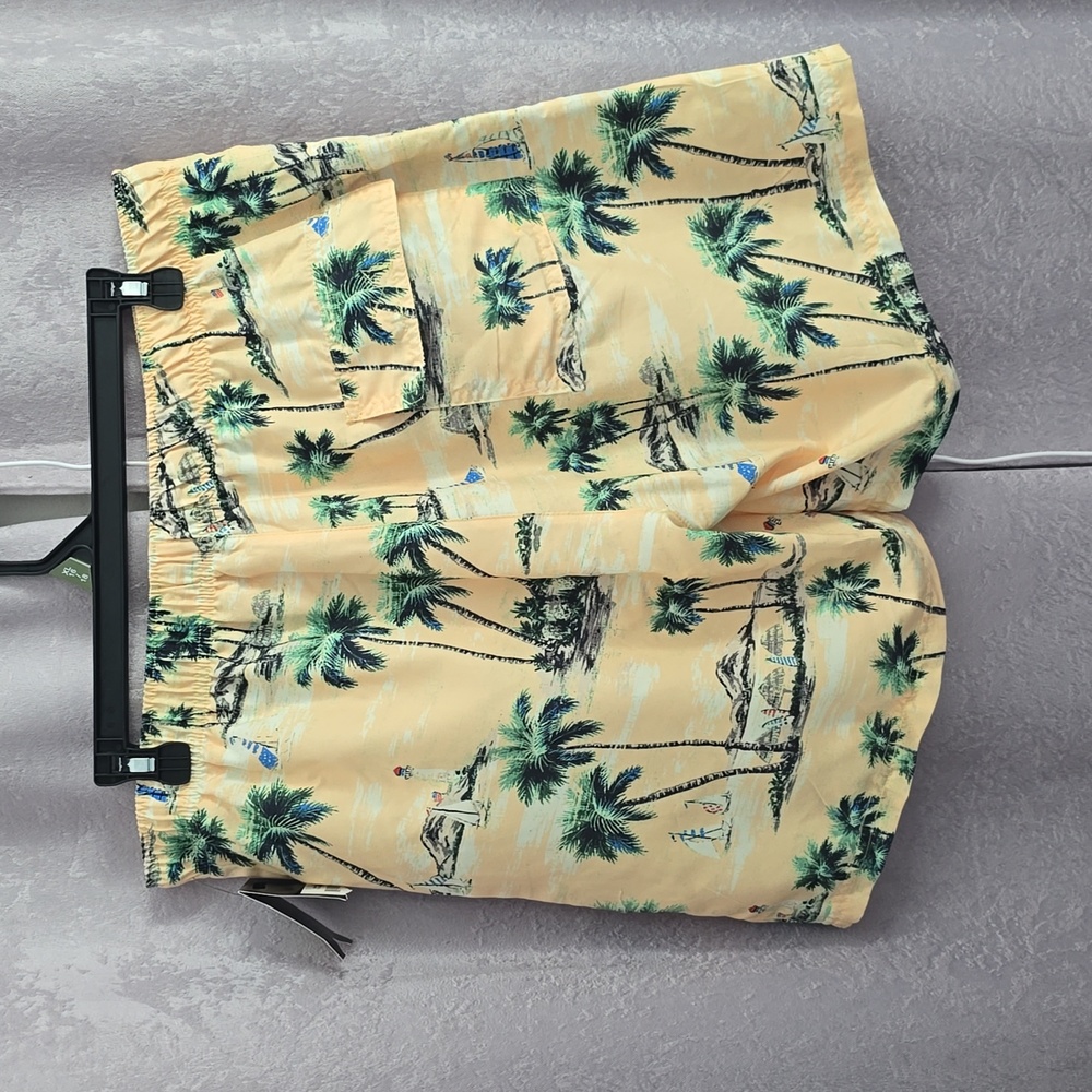 Ocean & Coast Yellow Tropical Print Swim Trunks, Size L, NWT - Picture 3 of 4